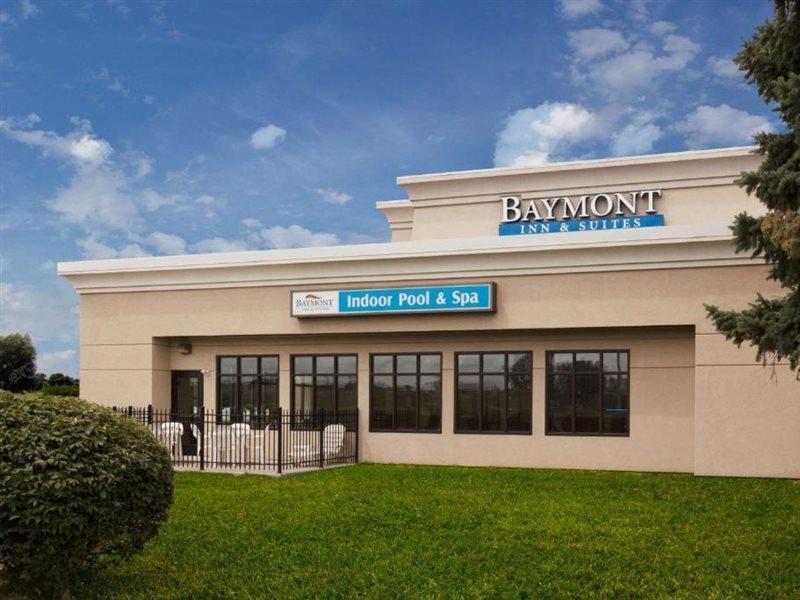 Baymont By Wyndham St. Joseph/Stevensville Εξωτερικό φωτογραφία